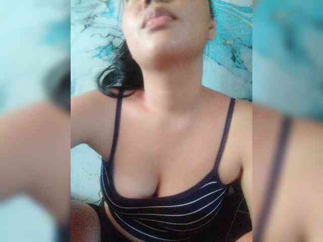hornylittleprincess69