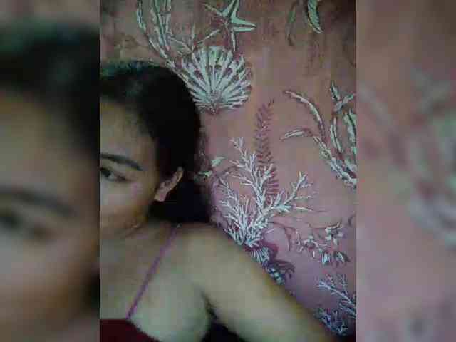 hornylittleprincess69 webcam