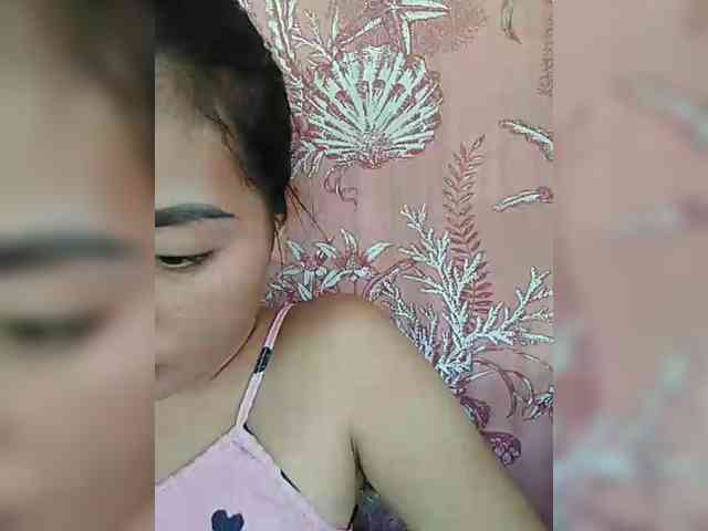hornylittleprincess69