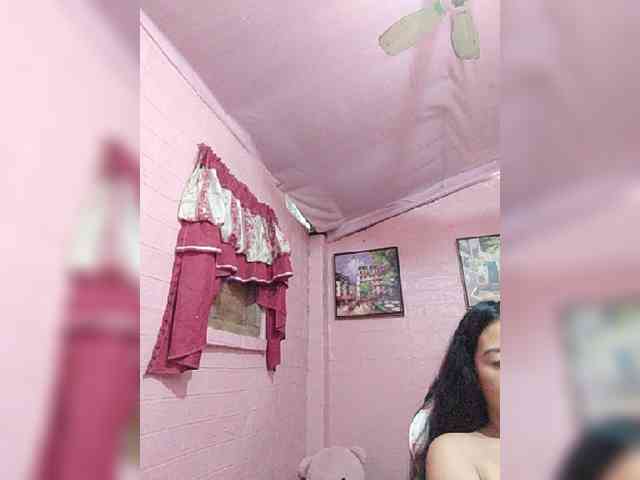 hornylittleprincess69 webcam