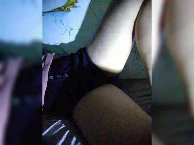 hornylittleprincess69 webcam