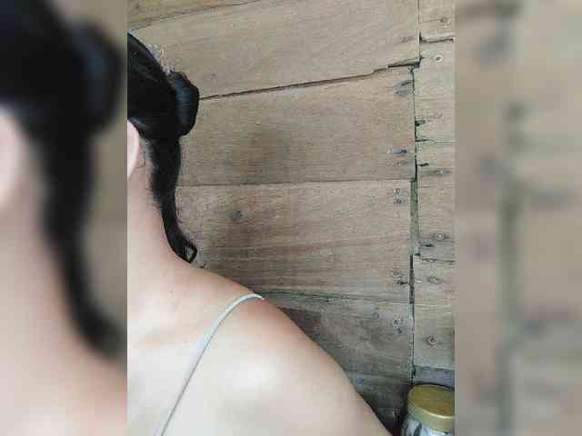 hornylittleprincess69