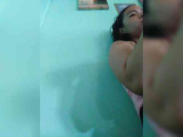 hornylittleprincess69 webcam