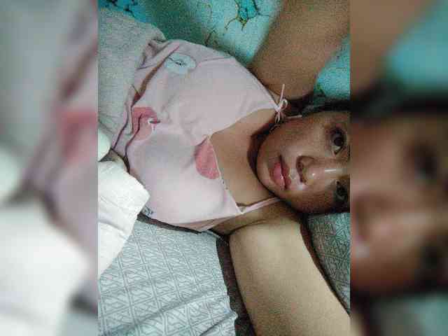 hornylittleprincess69 webcam