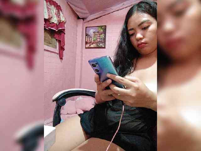 hornylittleprincess69 webcam