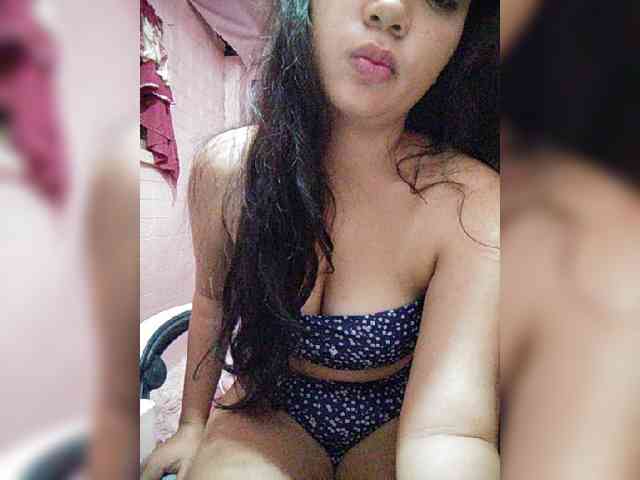 hornylittleprincess69 webcam