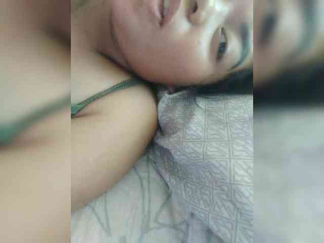 hornylittleprincess69 webcam