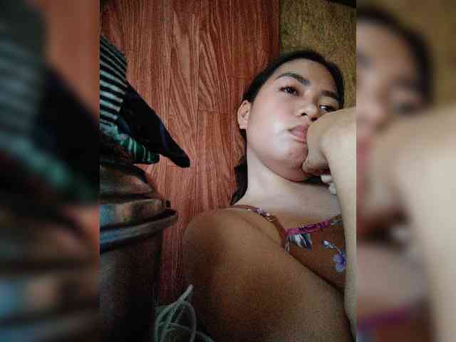 hornylittleprincess69 webcam