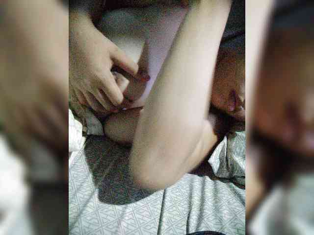 hornylittleprincess69 webcam