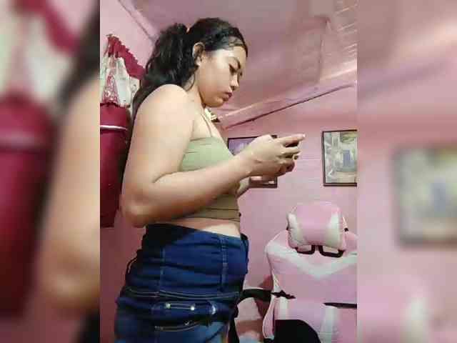 hornylittleprincess69