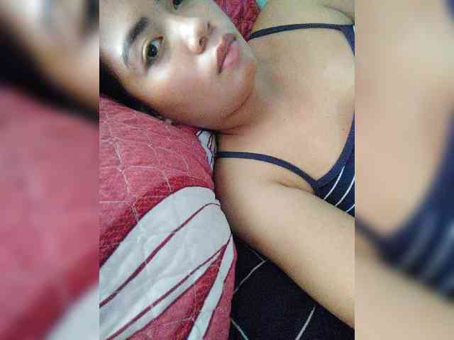 hornylittleprincess69 webcam