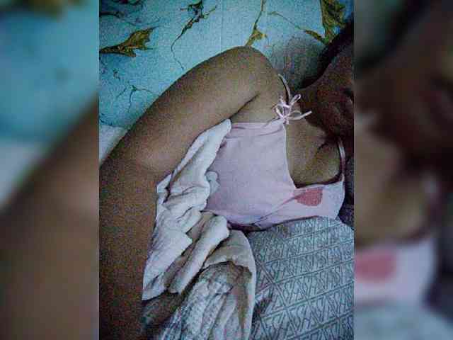 hornylittleprincess69 webcam