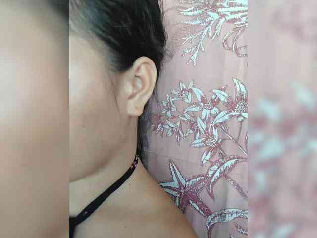 hornylittleprincess69