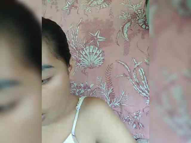 hornylittleprincess69 webcam