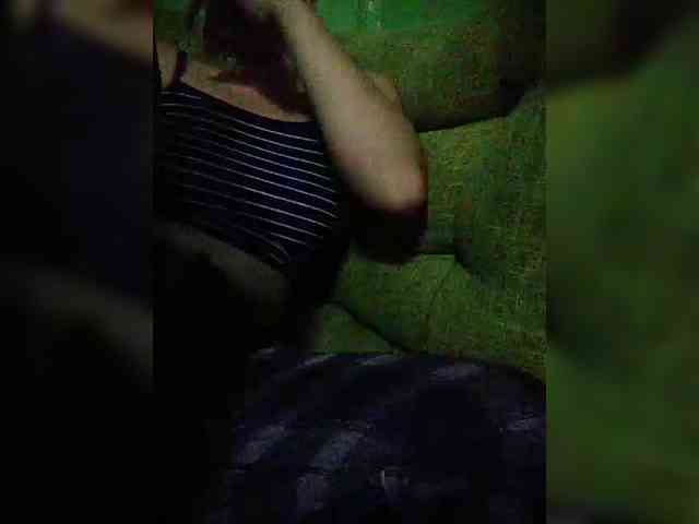 hornylittleprincess69 webcam