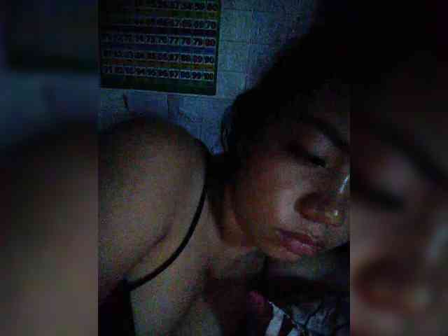 hornylittleprincess69