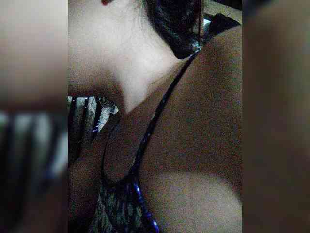hornylittleprincess69 webcam