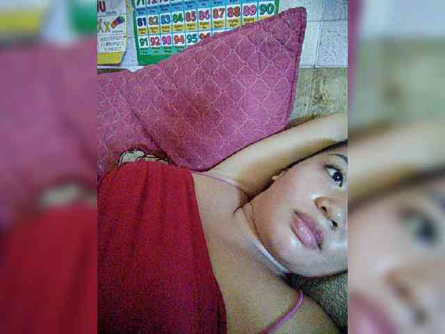 hornylittleprincess69 webcam