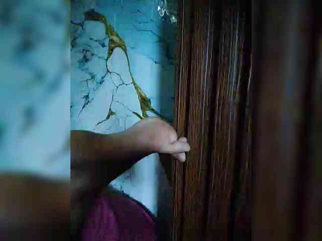 hornylittleprincess69 webcam