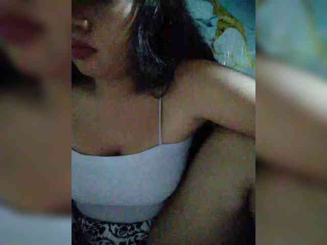 hornylittleprincess69 webcam