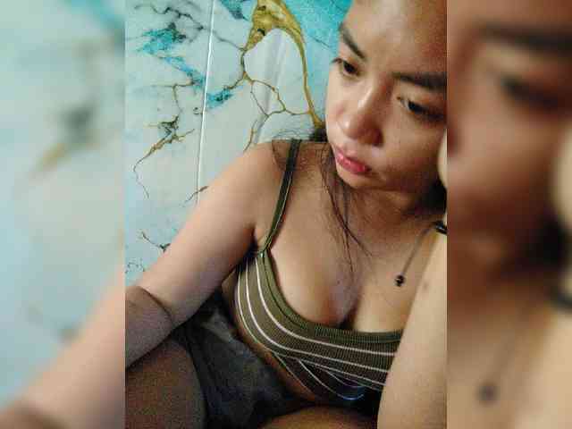 hornylittleprincess69 webcam