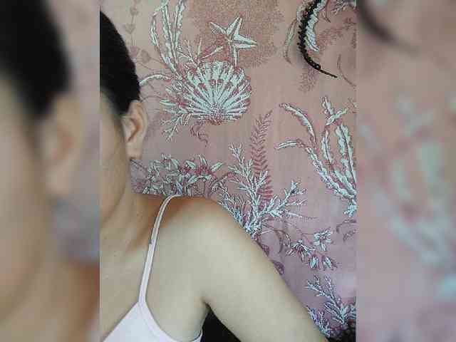 hornylittleprincess69 webcam