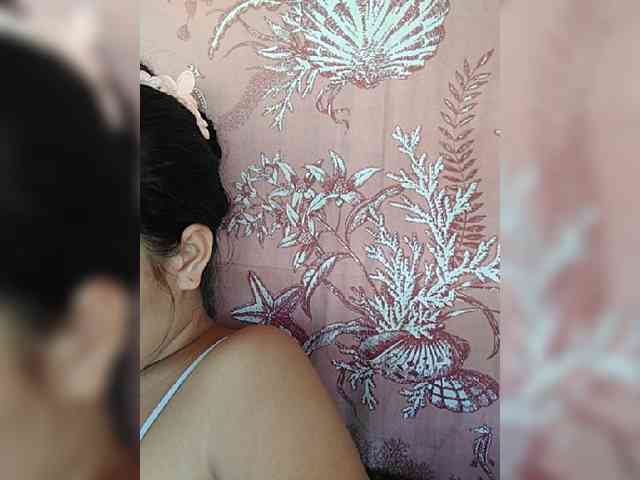 hornylittleprincess69