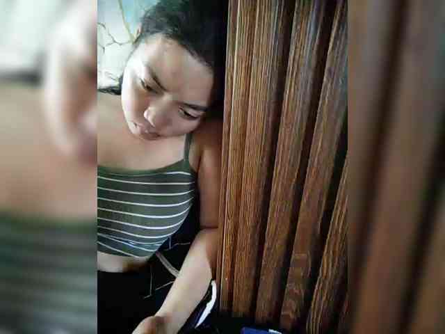 hornylittleprincess69 webcam