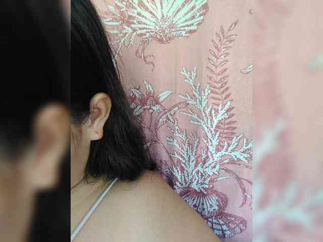 hornylittleprincess69