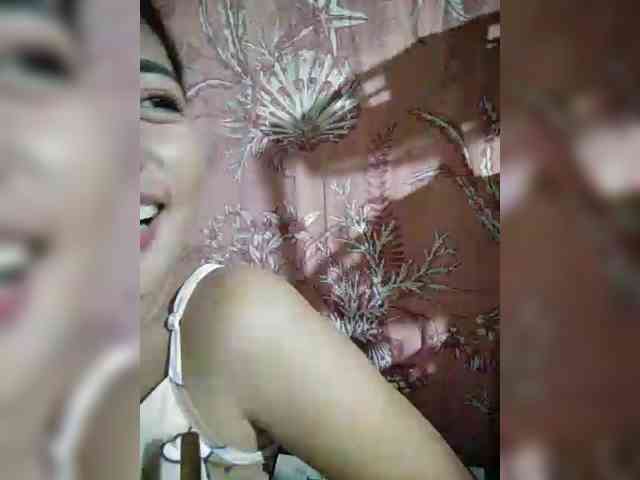 hornylittleprincess69
