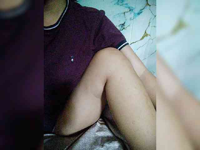 hornylittleprincess69 webcam
