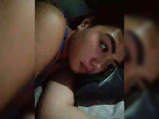 hornylittleprincess69 webcam
