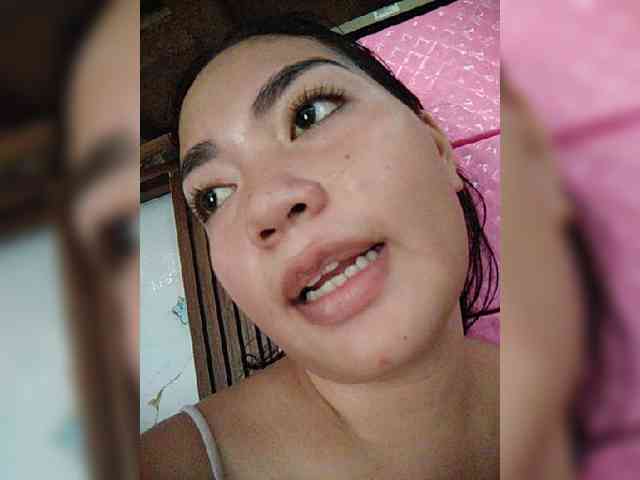 hornylittleprincess69 webcam
