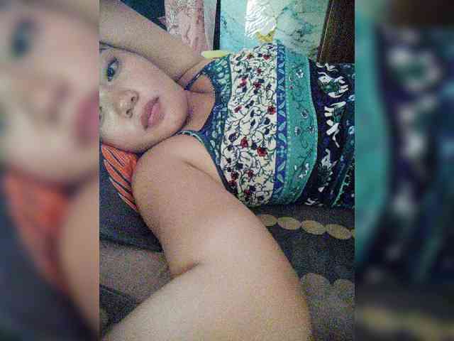 hornylittleprincess69 webcam