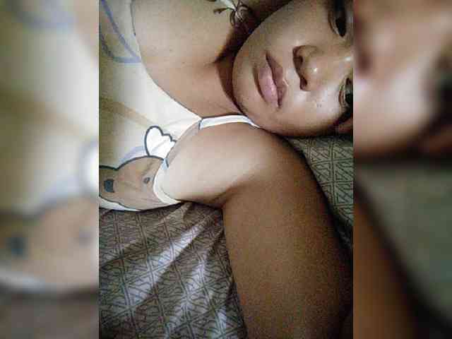 hornylittleprincess69 webcam