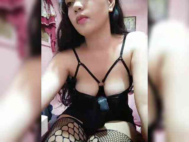 hornylittleprincess69