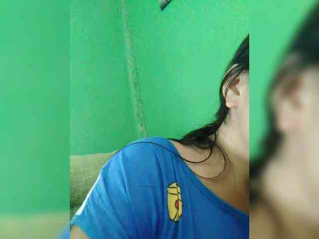 hornylittleprincess69