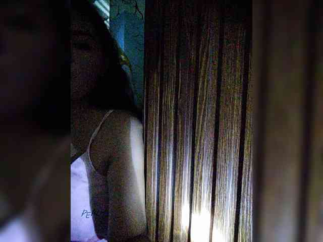hornylittleprincess69