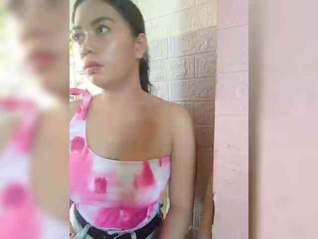 hornylittleprincess69 webcam