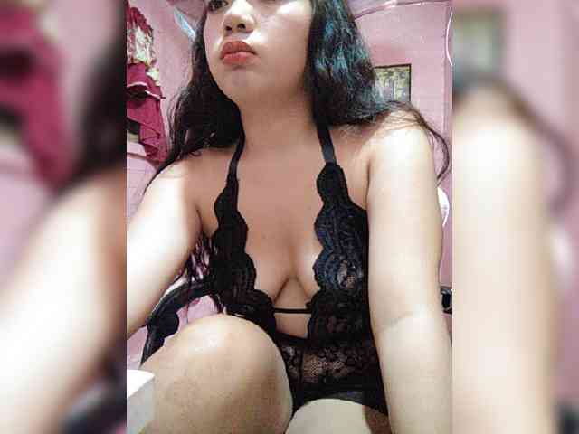 hornylittleprincess69 webcam