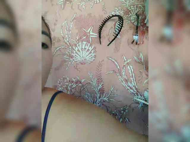 hornylittleprincess69