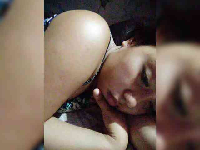 hornylittleprincess69 webcam