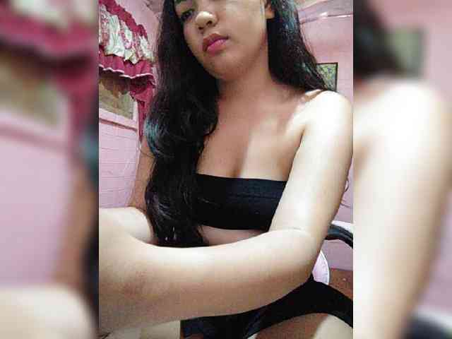 hornylittleprincess69 webcam