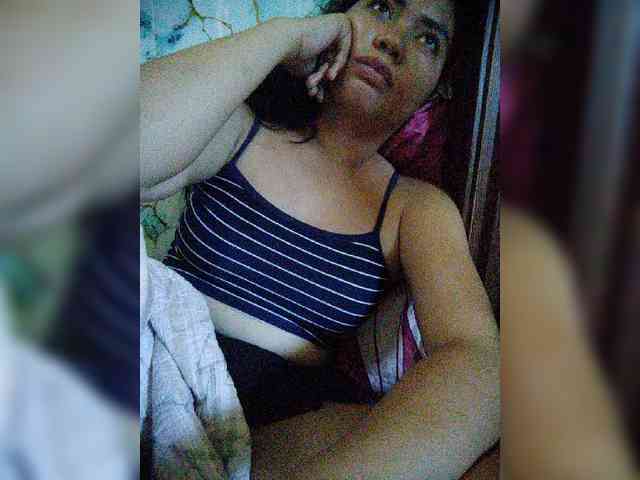 hornylittleprincess69 webcam