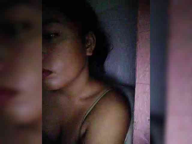 hornylittleprincess69