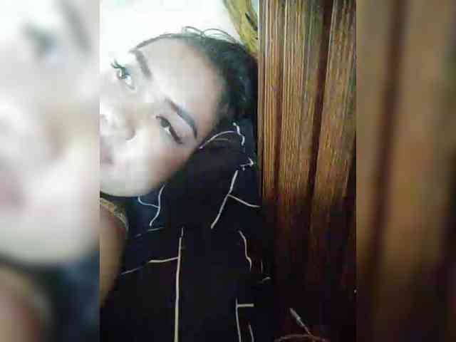 hornylittleprincess69