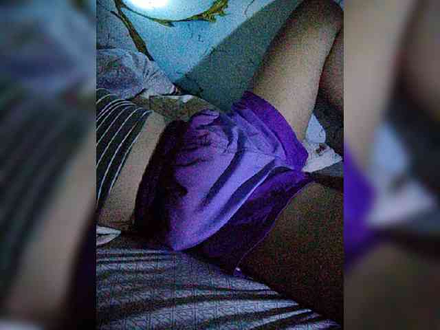 hornylittleprincess69 webcam