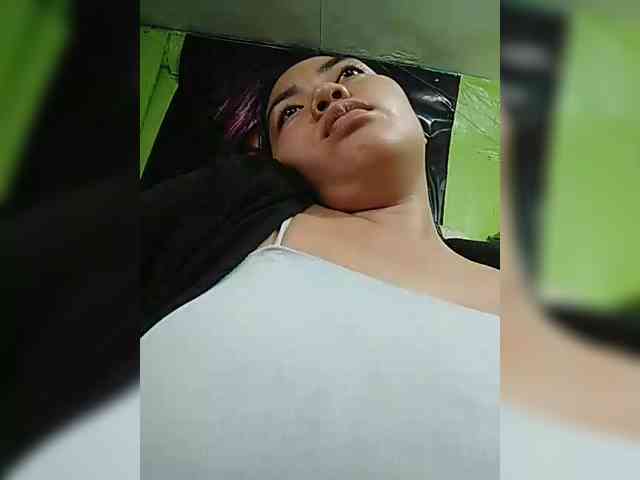 hornylittleprincess69 webcam