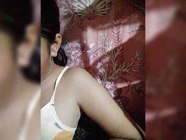 hornylittleprincess69