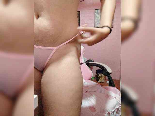 hornylittleprincess69 webcam